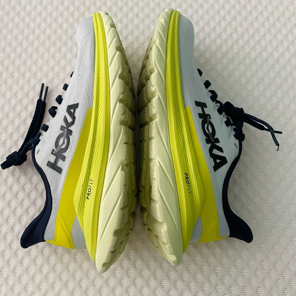 Hoka Mach 4